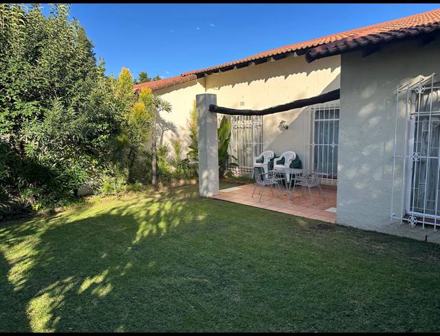 3 BEDROOM TOWNHOUSE TO LET IN STRATHAVON